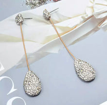 Load image into Gallery viewer, Earrings, Tear-Drop Long Festive Holiday Evening