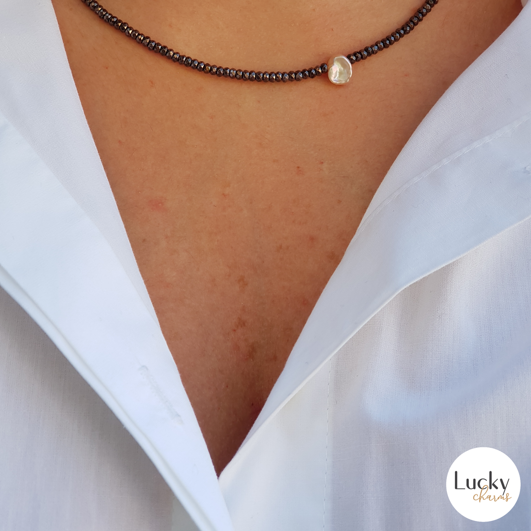 Necklace, Choker in Brown Hematite with Fresh Water Pearl
